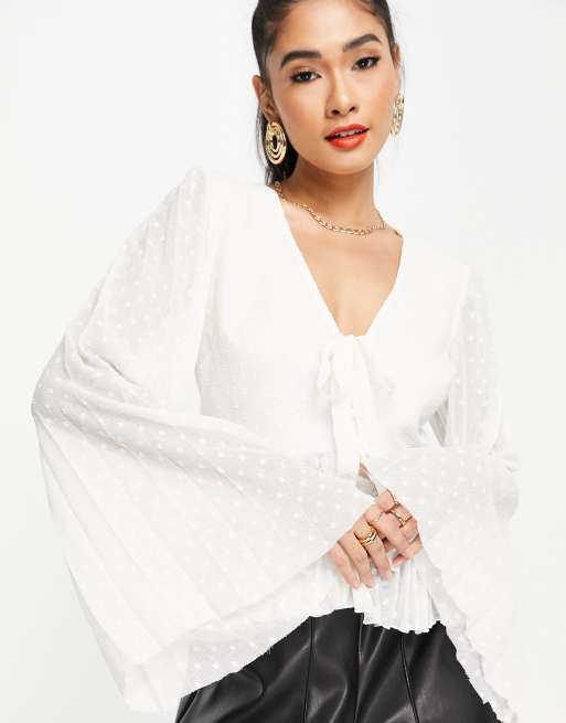 ASOS DESIGN - Camicia stile peplo a pieghe a maniche lunghe color avorio plumetis con bottoni e laccio , 3 di 4