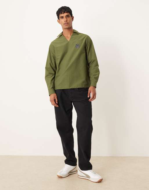 ASOS DESIGN - Camicia testurizzata vestibilità comoda kaki con ricamo sul petto, 2 di 5
