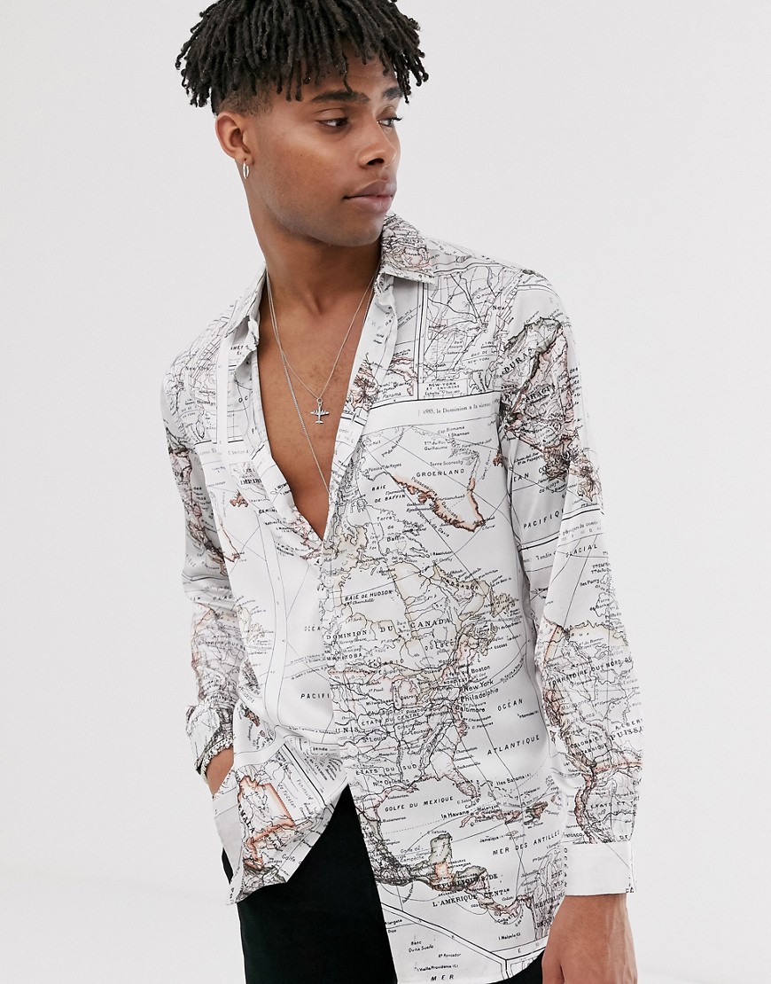 ASOS DESIGN - Camicia vestibilità classica con mappa stampata-Bianco