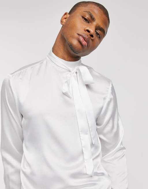 ASOS DESIGN Camicia vestibilita classica in raso con nodo sul davanti avorio ASOS