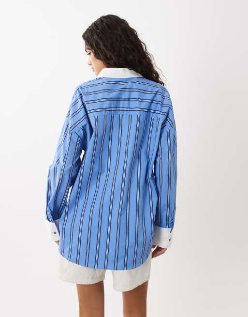 ASOS DESIGN - Camisa a rayas azules con solapas en contraste, 2 de 4
