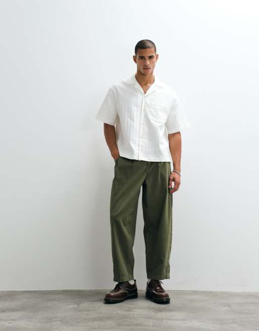 ASOS DESIGN - Camisa blanca a rayas de corte cuadrado extragrande con cuello de solapas de popelina, 3 de 5