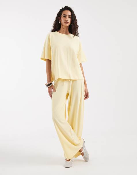 ASOS DESIGN - Camiseta amarillo crema extragrande de tejido texturizado (parte de un conjunto) - view 1