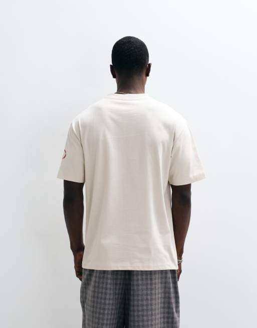 ASOS DESIGN - Camiseta beis holgada con gráfico de texto, 5 de 5