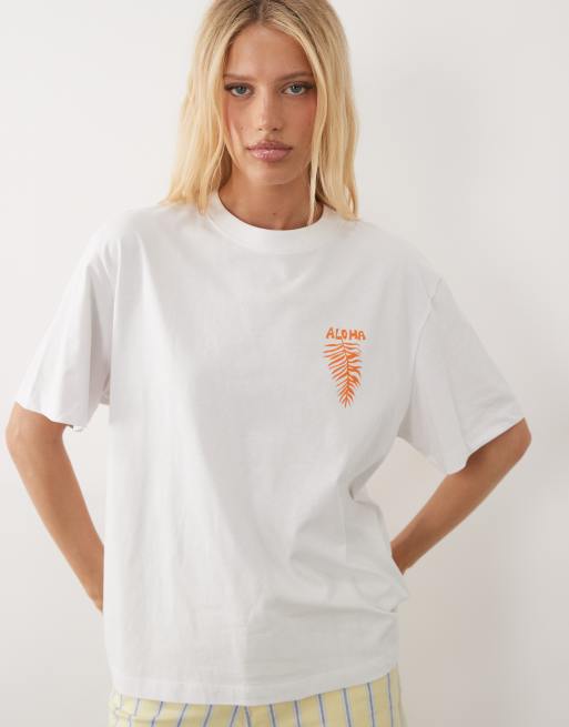 ASOS DESIGN - Camiseta blanca y naranja extragrande con estampado gráfico de boceto playero, 2 de 4