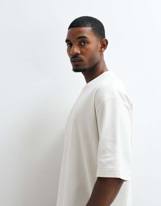 ASOS DESIGN - Camiseta color crema extragrande con media manga de tejido texturizado, 4 de 5