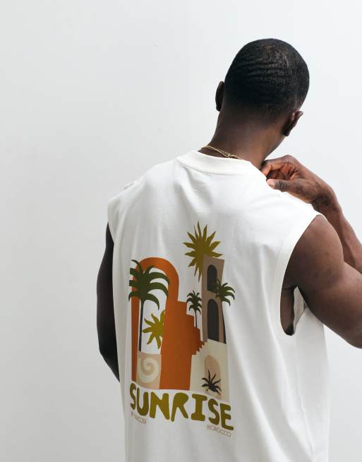 ASOS DESIGN - Camiseta color crema extragrande sin mangas con estampado gráfico vacacional, 2 de 5
