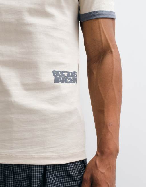 ASOS DESIGN - Camiseta gris de corte slim con ribetes y texto gráfico, 4 de 5
