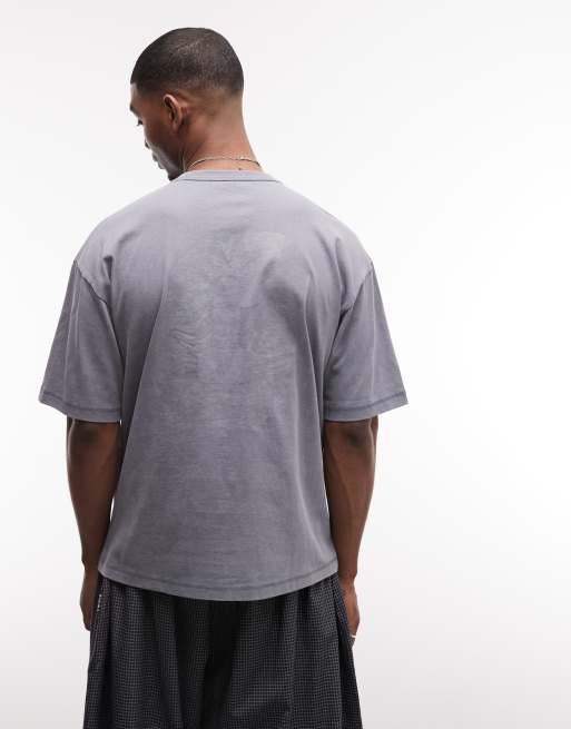ASOS DESIGN - Camiseta gris lavado extragrande con estampado gráfico de número 8 de tejido grueso, 3 de 5