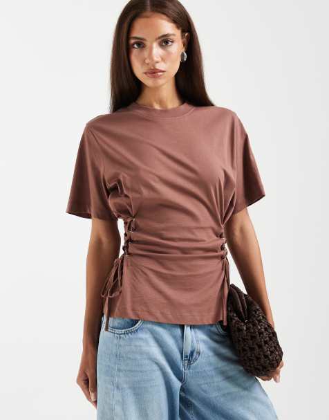 ASOS DESIGN - Camiseta marrón chocolate con lazada lateral y cordones - view 1