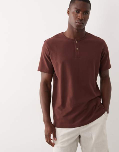 ASOS DESIGN - Camiseta marrón de corte estándar con cuello panadero de tejido texturizado - view 1