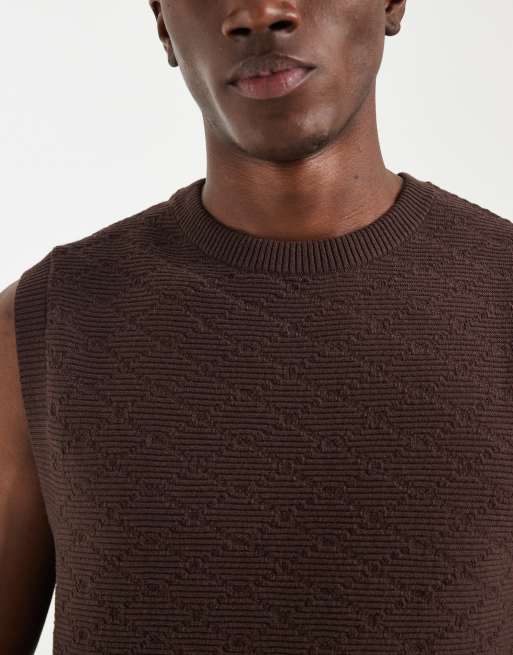  ASOS DESIGN - Camiseta marrón holgada sin mangas de punto de ochos texturizado, 3 de 5
