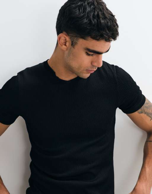 ASOS DESIGN - Camiseta negra ajustada con muesca en el cuello de canalé texturizado, 4 de 5