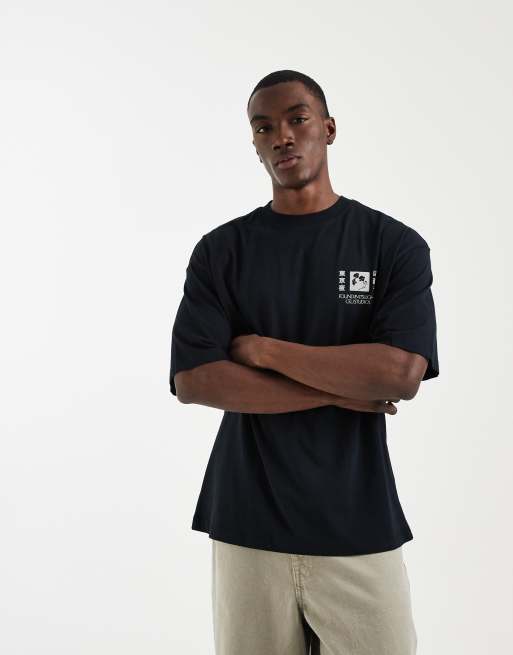 ASOS DESIGN - Camiseta negra extragrande con estampado gráfico de Tokio en el centro de la espalda, 3 de 5