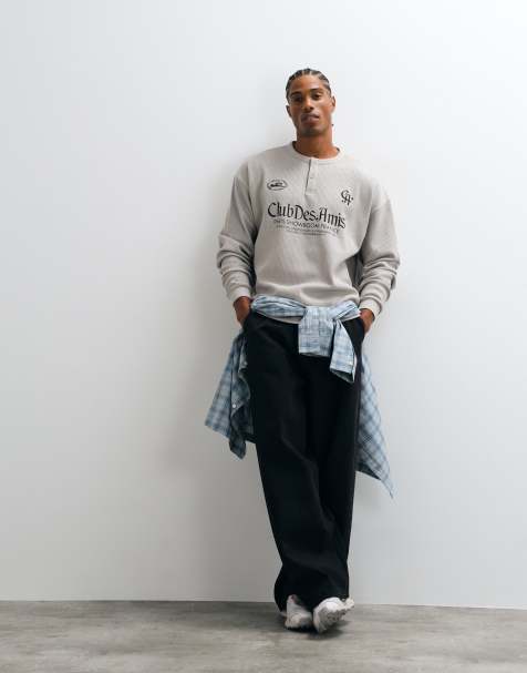 ASOS DESIGN camiseta oversize de corte cuadrado y tejido muy grueso con gráfico de fútbol en punto gofrado gris - view 1