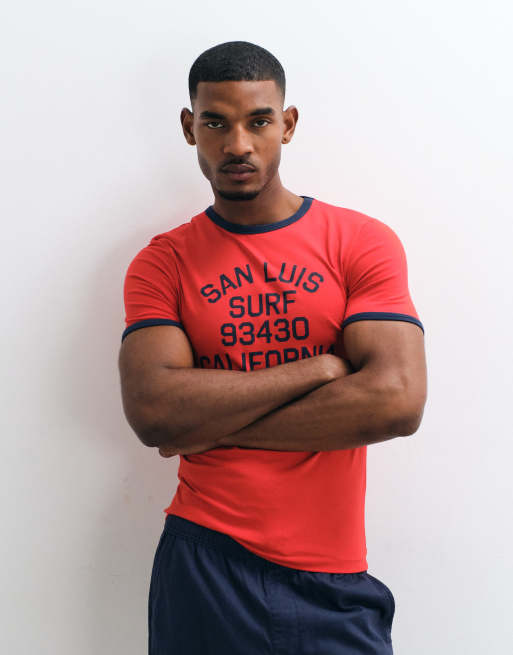 ASOS DESIGN - camiseta ringer de corte ajustado con estampado surf en rojo, 2 de 5