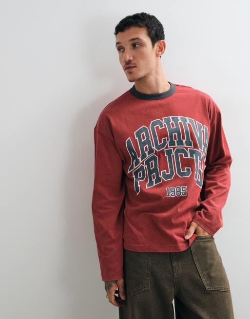 ASOS DESIGN camiseta ringer extragrande de manga larga con texto en rojo lavado, 2 de 9