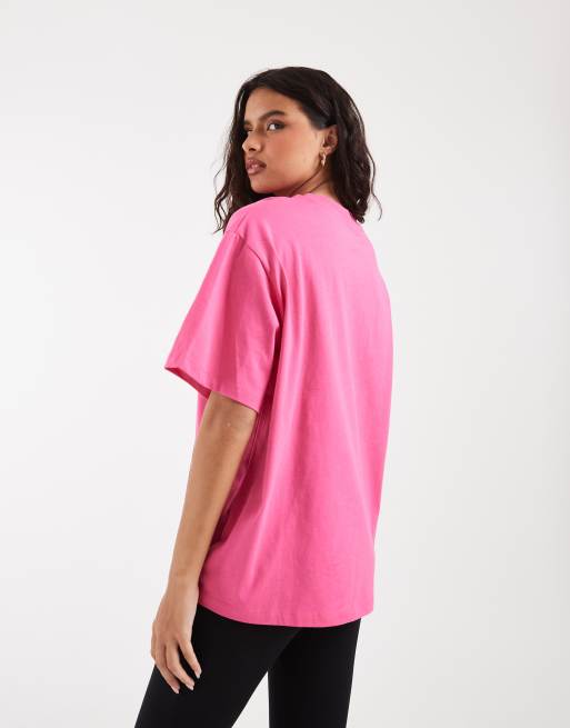 ASOS DESIGN - Camiseta rosa extragrande con diseño de autorretrato, 4 de 4