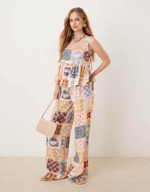 ASOS DESIGN – Camisole aus Leinenmix mit seitlichem Bindedetail und Fliesenprint, 3 von 4