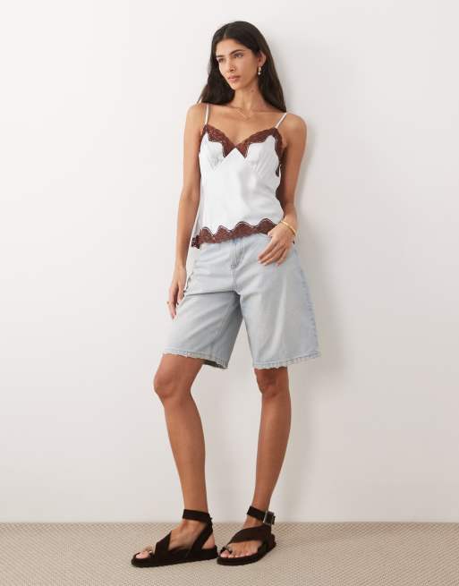 ASOS DESIGN – Camisole aus Satin in Blau und Braun mit Spitzenbesatz, 3 von 4