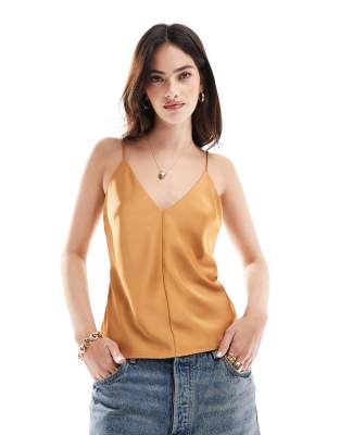 ASOS DESIGN - Camisole aus Satin in der Farbe Golden Dusk-Gelb