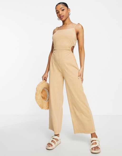 ASOS DESIGN – Camisole-Jumpsuit in verwaschenem Pilzbraun mit Zierausschnitt