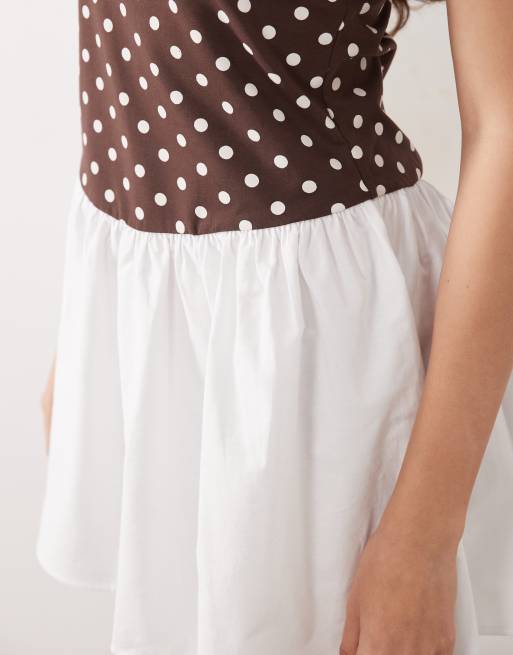 ASOS DESIGN – Camisole-Minikleid mit eckigem Ausschnitt, tiefer Taille, Polka Dots und schwingendem Rock, 4 von 4