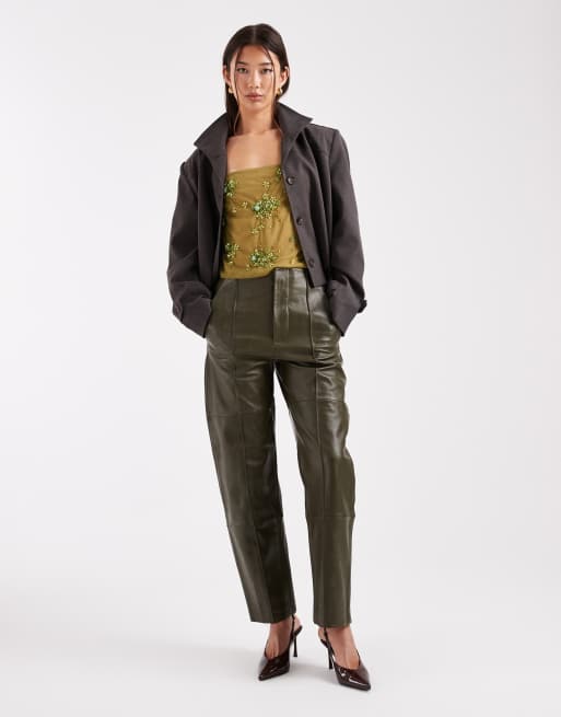 ASOS DESIGN – Camisole-Oberteil aus Netzstoff in Oliv mit verstreuten Paillettendetails, 2 von 4