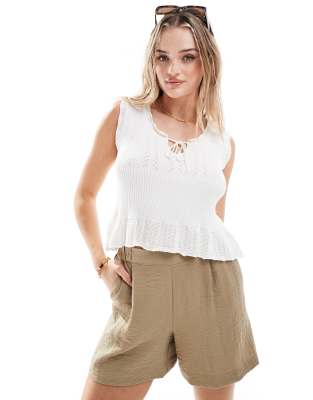 Thumbnail - ASOS DESIGN - Camisole-Oberteil in Creme mit Pointelle-Muster-Weiß