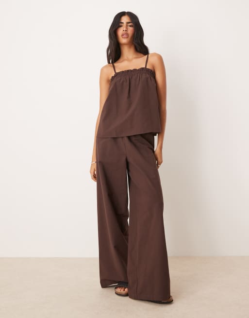 ASOS DESIGN - Camitop met linnenlook en A-lijn in chocoladebruin, deel van co-ord set, 2 van 4
