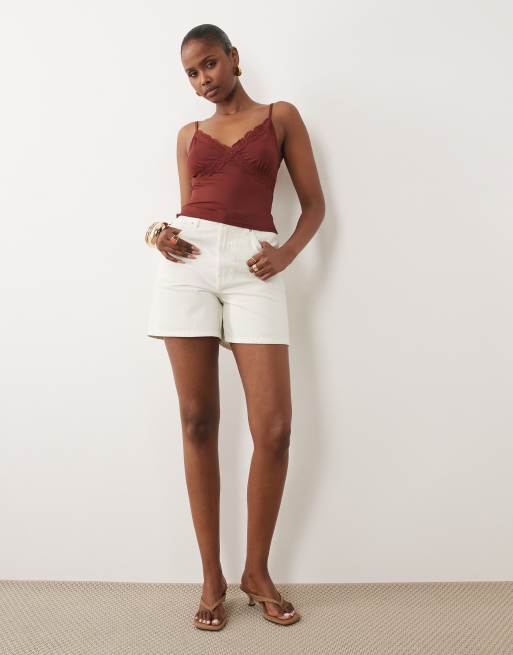 ASOS DESIGN - Camitop van gladde stof met kanten rand in roestrood, 2 van 4