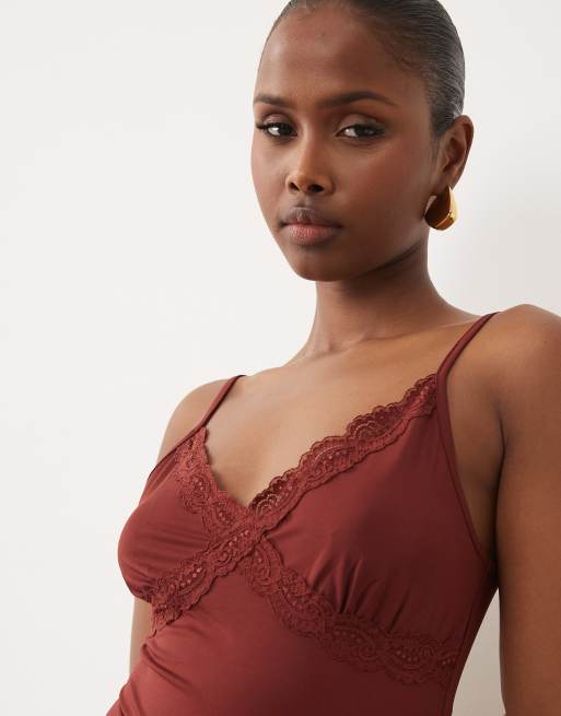 ASOS DESIGN - Camitop van gladde stof met kanten rand in roestrood, 3 van 4
