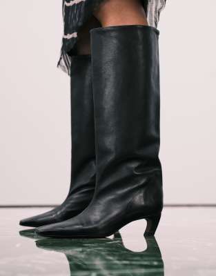 Candace - Bottes hauteur genou à enfiler en cuir de qualité supérieure avec pointe effilée - Noir 38