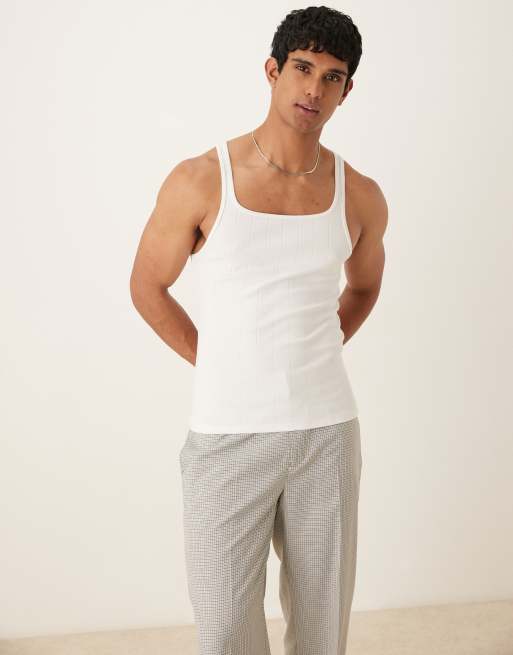 ASOS DESIGN - Canotta attillata bianca testurizzata a coste larghe
