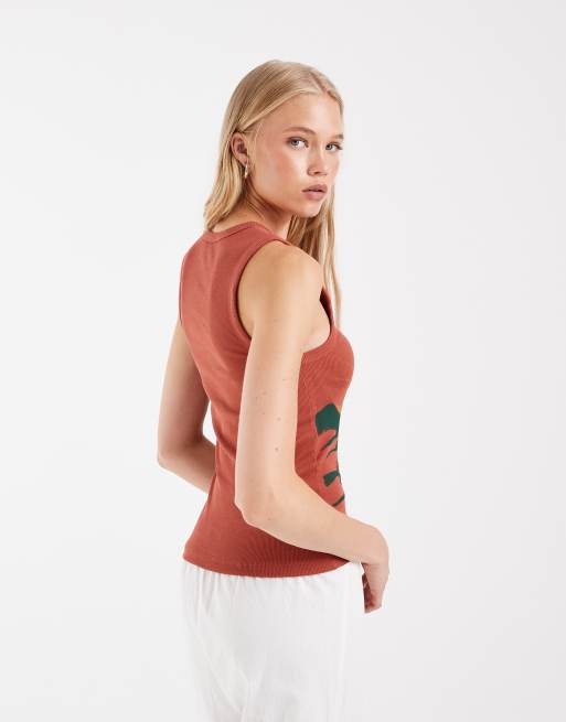 ASOS DESIGN - Canotta color ruggine con scollo a barchetta e grafica di deserto, 4 di 4