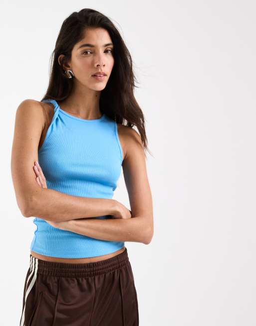 ASOS DESIGN - Canottiera azzurra con scollo rotondo e dettaglio attorcigliato