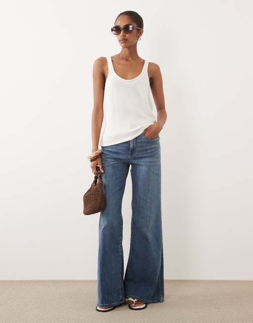 ASOS DESIGN - Canottiera in maglia misto cotone bianca con scollo a U, 2 di 4