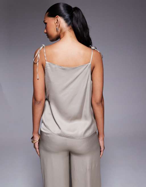 ASOS DESIGN - Canottiera in raso color champagne con drappeggio in coordinato, 4 di 4