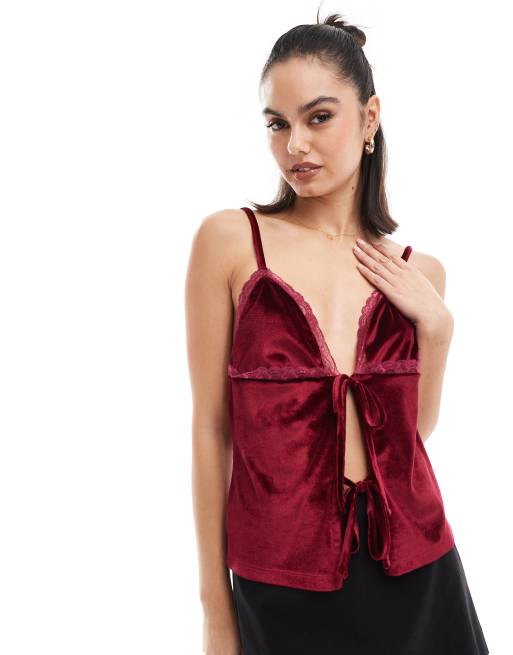 ASOS DESIGN - Canottiera in velluto bordeaux con allacciatura frontale