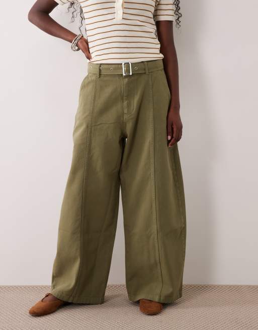 ASOS DESIGN canvas jeans met wijde pijpen en riem in olijfgroen, 2 van 5