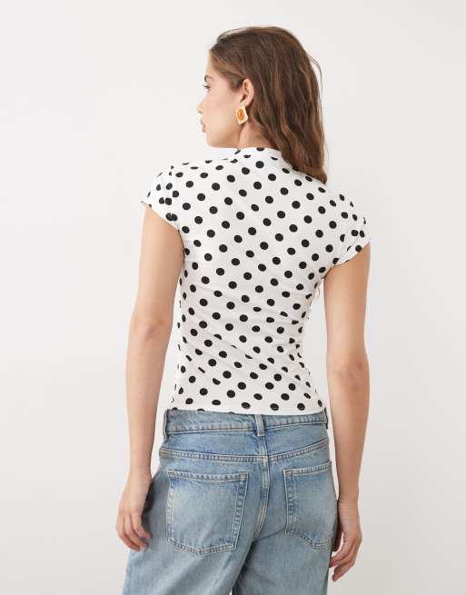 ASOS DESIGN cap sleeve mandarin style top in rib in polka dot white and black, 4 of 4