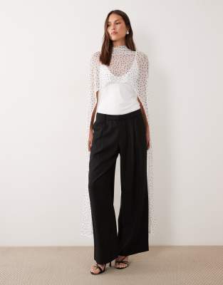 ASOS DESIGN - Cape aus Netzstoff mit U-Ausschnitt und Polka-Dot-Muster-Bunt