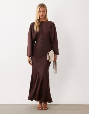 Tassel Tie 1