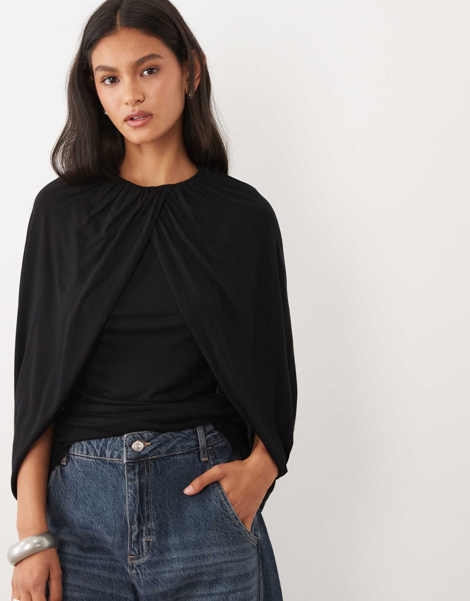 ДИЗАЙНЕРСКИЙ топ-накидка с рукавами ASOS черного цвета black