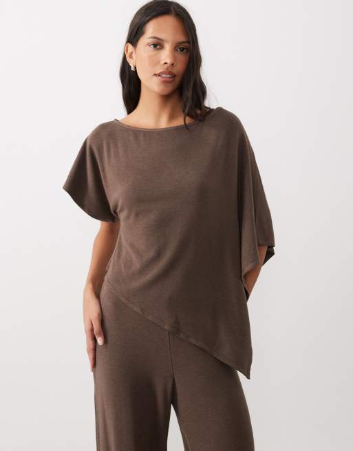 ASOS DESIGN cape-stijl co-ord top in bruin, 2 van 4