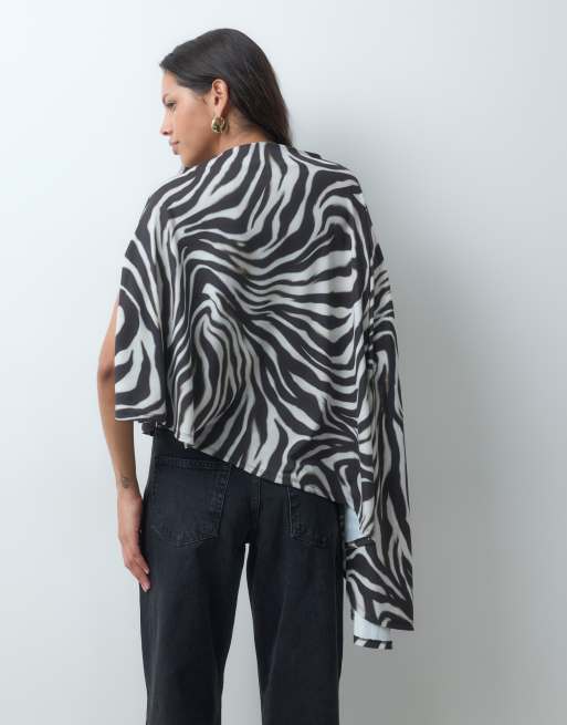 ASOS DESIGN Cape-Top mit Schulterpolstern im Zebra-Print, 4 von 5
