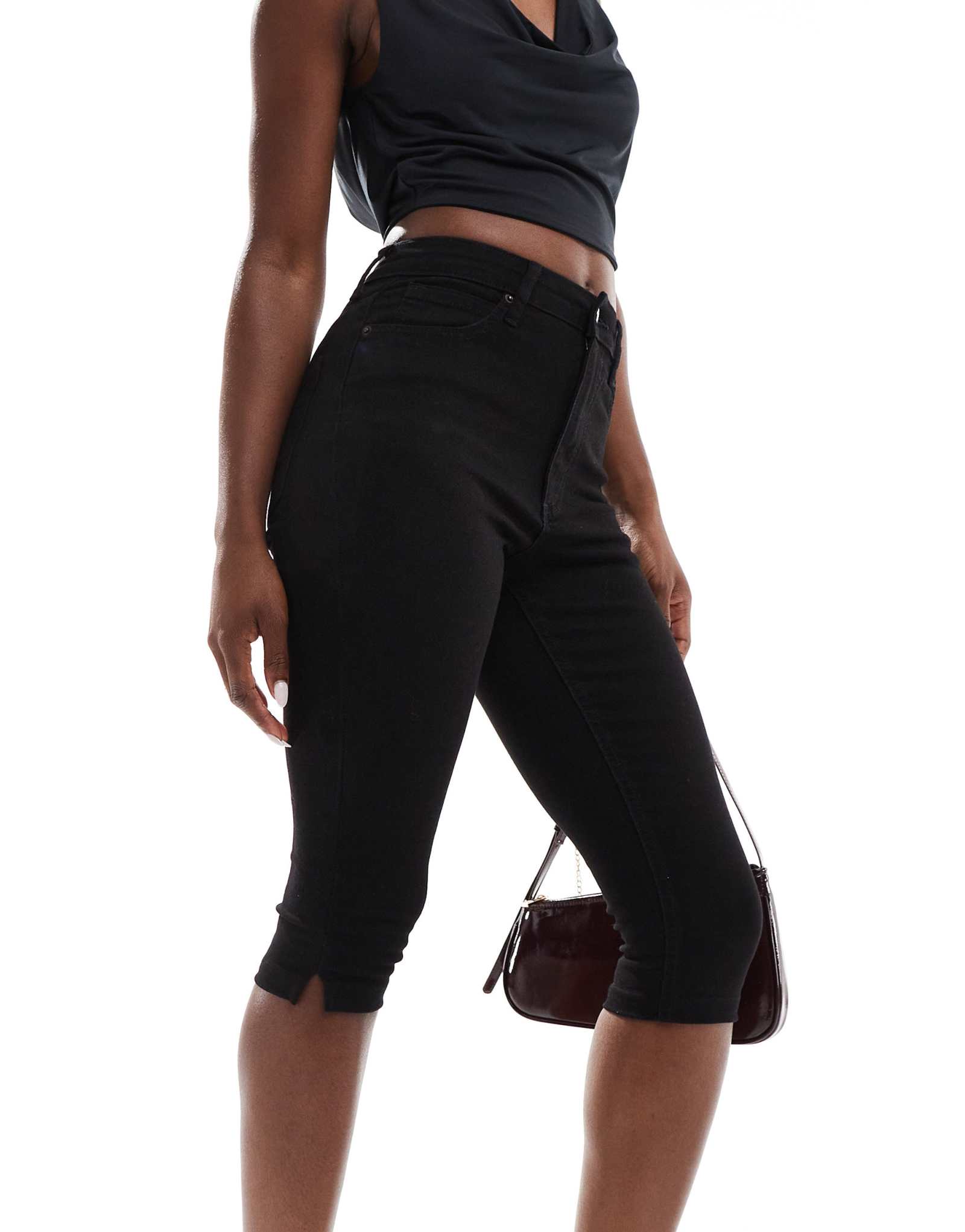 ДИЗАЙНЕРСКИЕ джинсы-капри ASOS чистого черного цвета