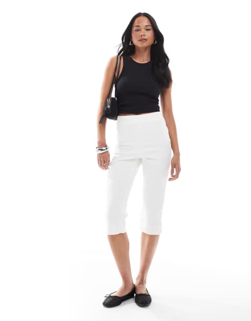 ASOS DESIGN – Capri-Jeans in Ecru