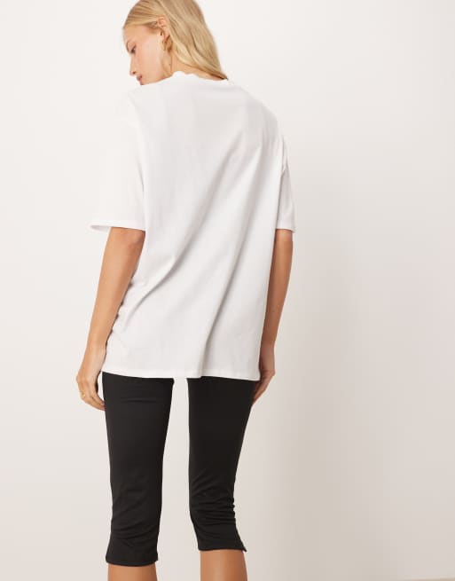 ASOS DESIGN - Capri-jumpsuit met oversized T-shirt-bovenlaag in zwart en wit, 3 van 4