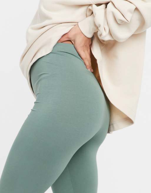 Green on sale capri leggings